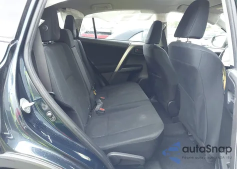 2017 Toyota Rav4 Le z USA, uszkodzony, nr VIN JTMZFREV0HJ119672